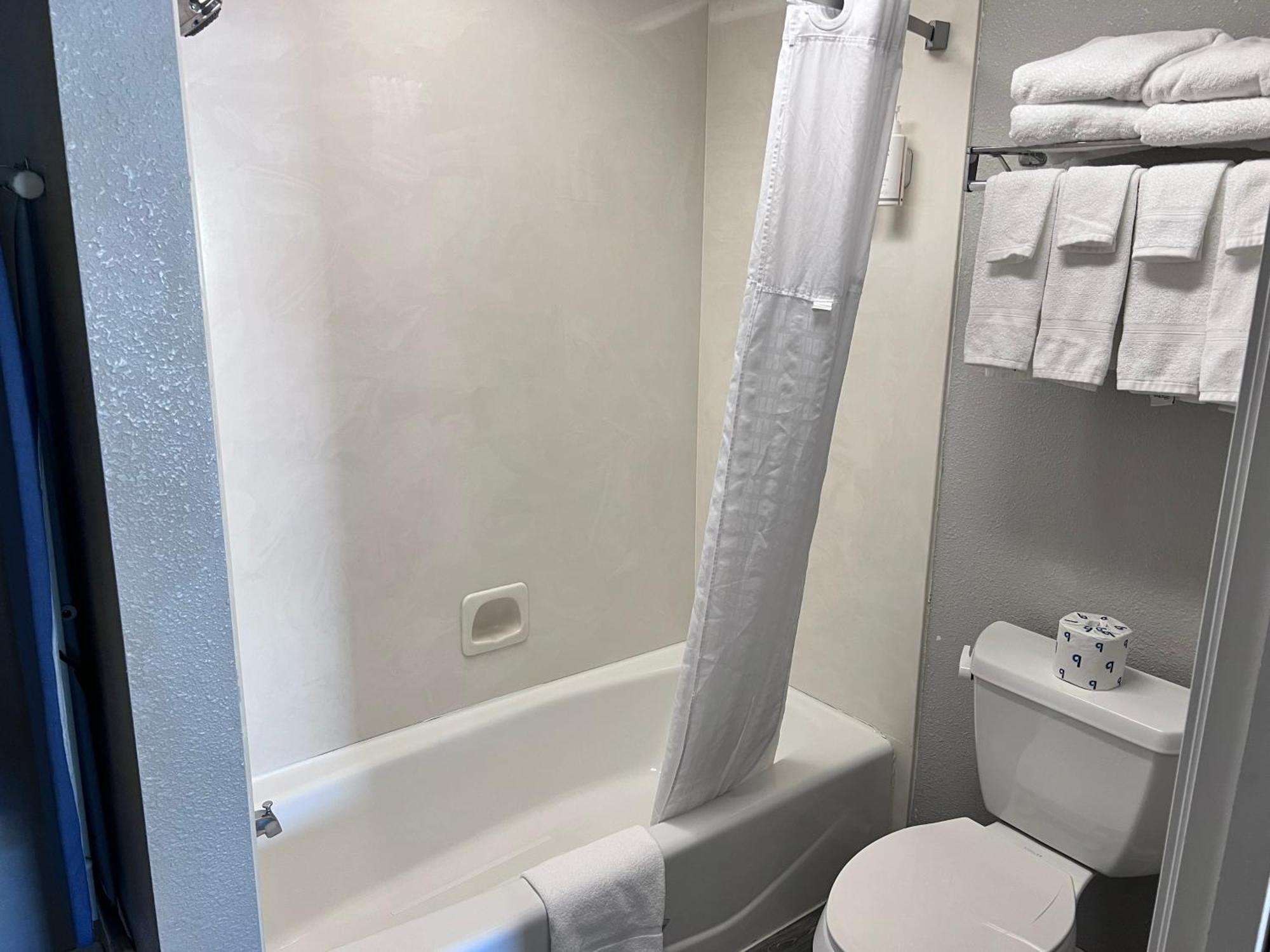 Travelodge By Wyndham Redding Ca Buitenkant foto