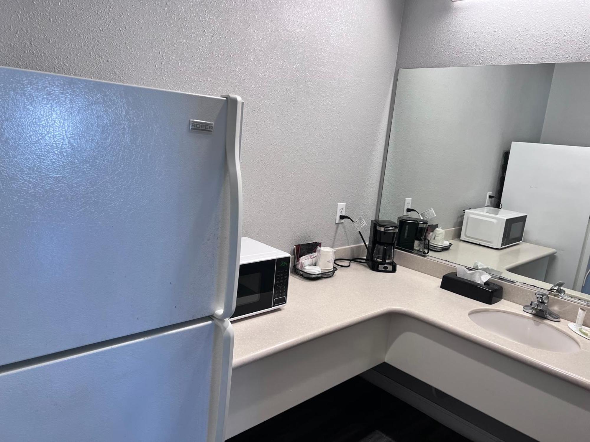 Travelodge By Wyndham Redding Ca Buitenkant foto