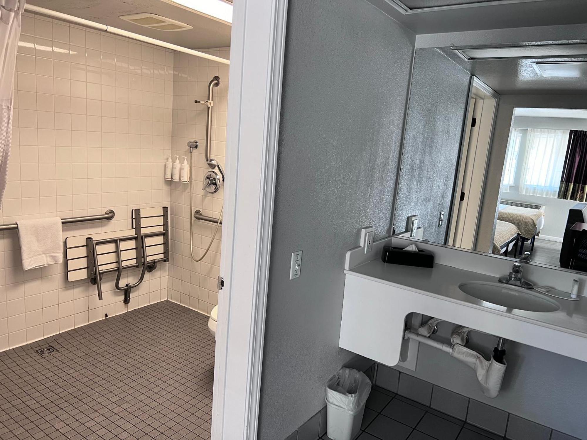 Travelodge By Wyndham Redding Ca Buitenkant foto